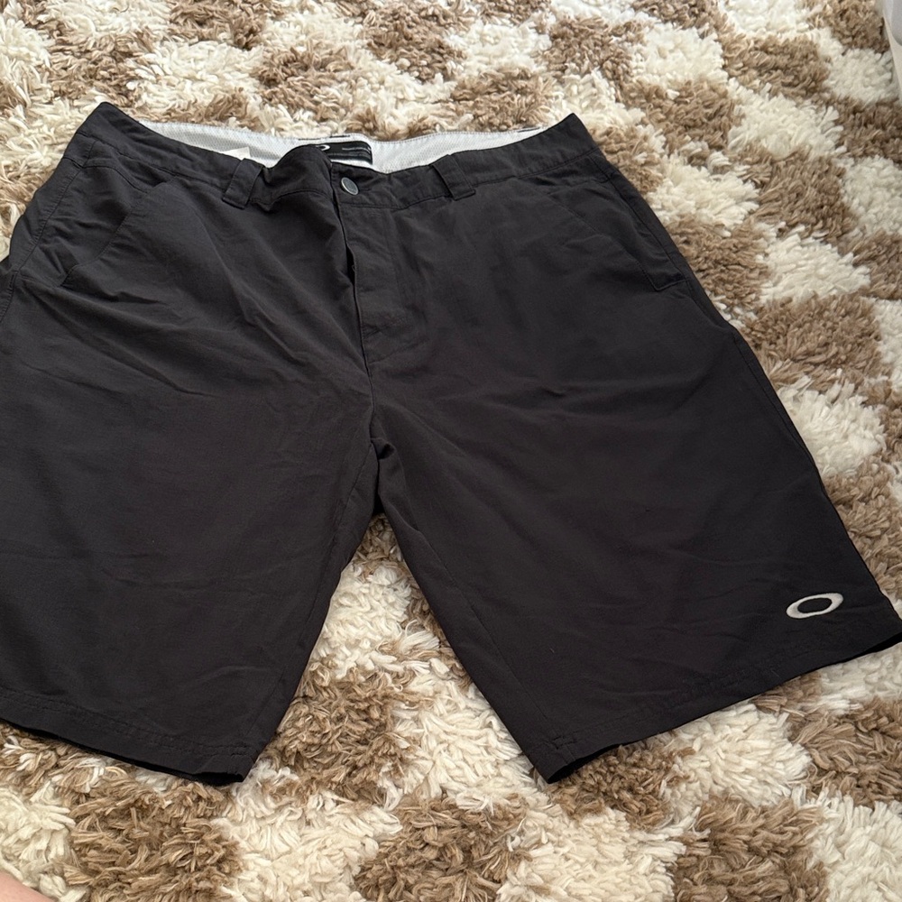 Oakley Dark Charcoal Shorts